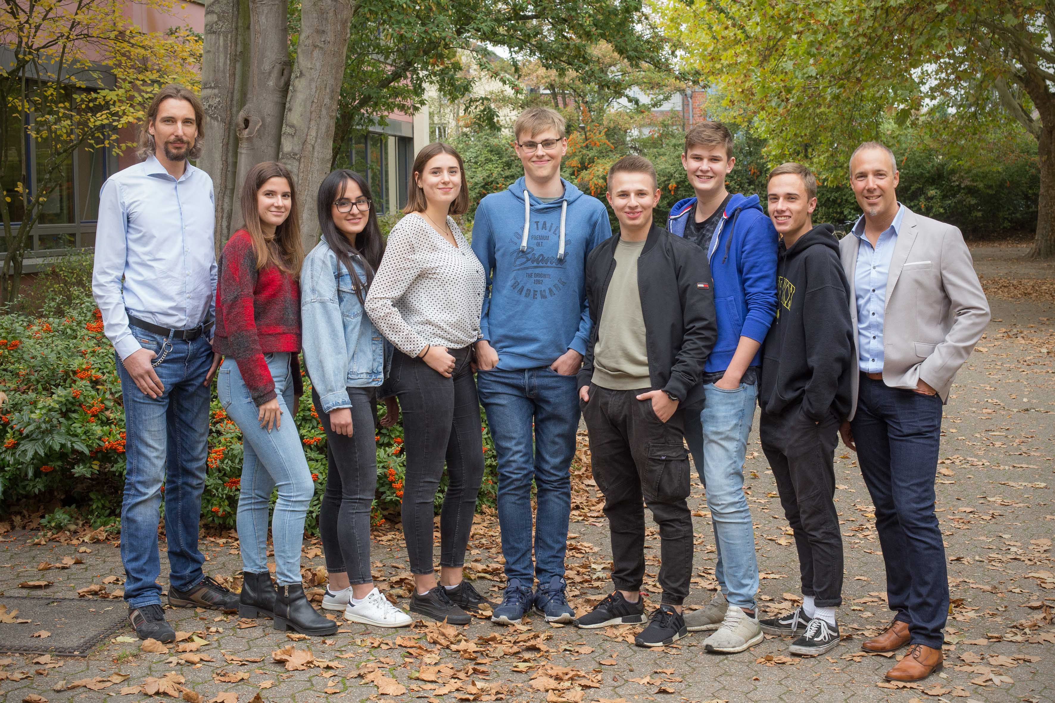 Albert Einstein Gymnasium Kaarst Q2 Jahrgangsstufe 12 Gesichter Der Albert einstein gymnasium kaarst q2 jahrgangsstufe 12 gesichter der